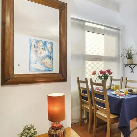 Lovely Bright Duplex - Prime Location * Lisbon